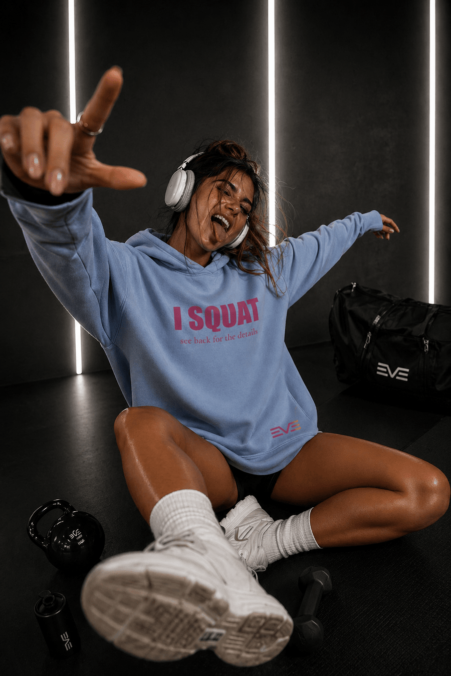 Hoodies & Sweatshirts