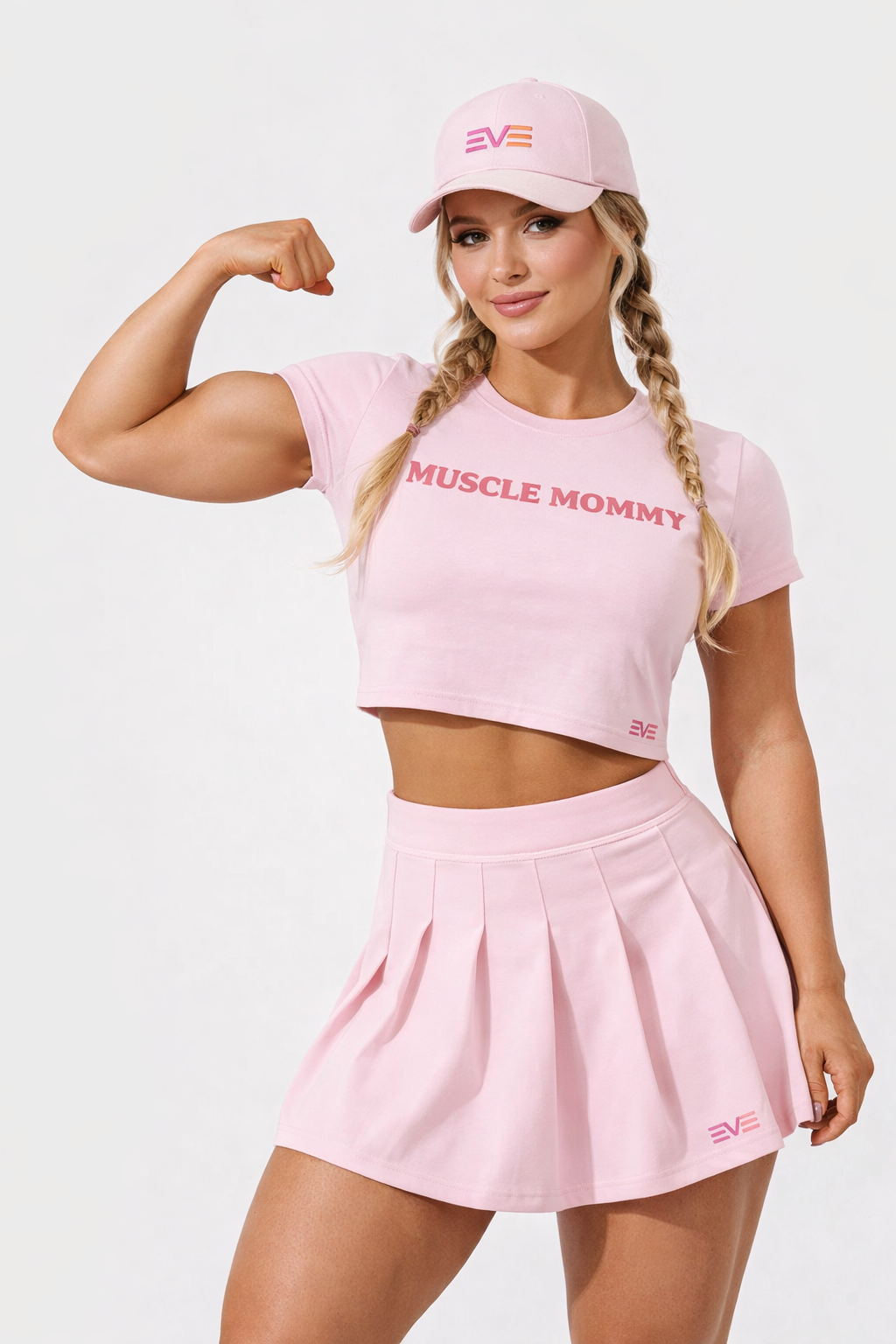 MUSCLE MOMMY Crop Tee